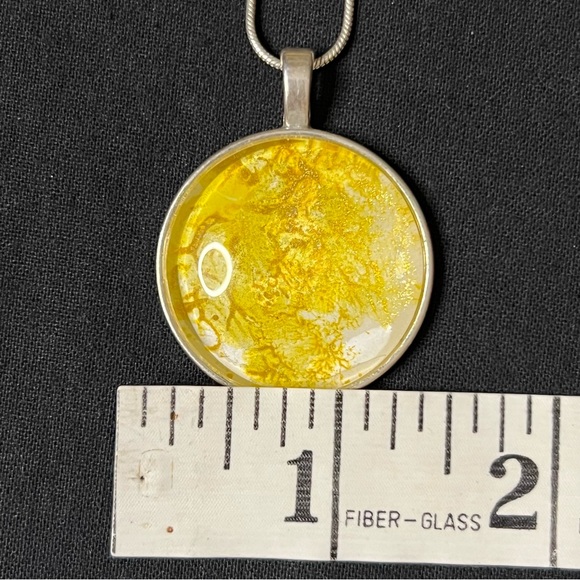 Yellow Pendant Necklace - Picture 9 of 10